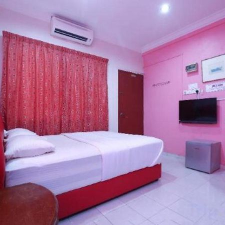 Oyo 89892 Hotel Jeli Inn Екстериор снимка