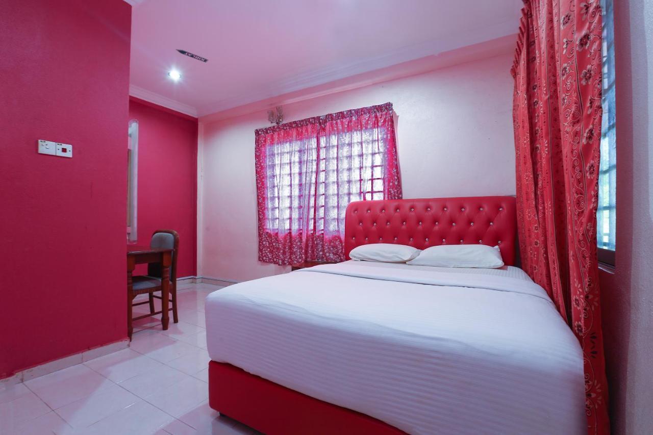 Oyo 89892 Hotel Jeli Inn Екстериор снимка