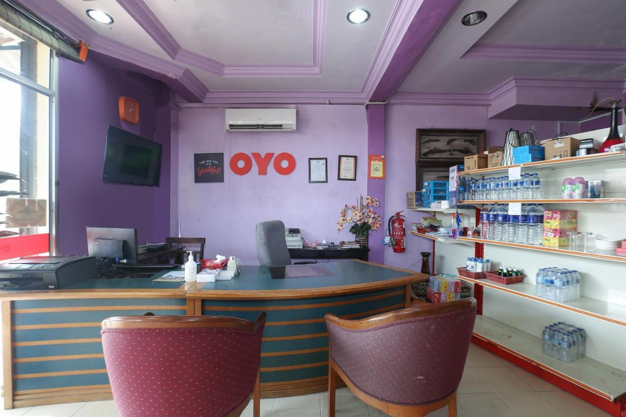 Oyo 89892 Hotel Jeli Inn Екстериор снимка