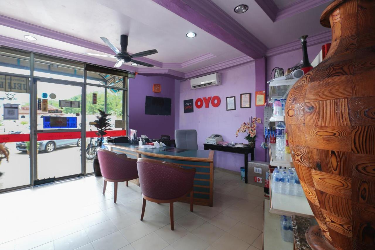 Oyo 89892 Hotel Jeli Inn Екстериор снимка